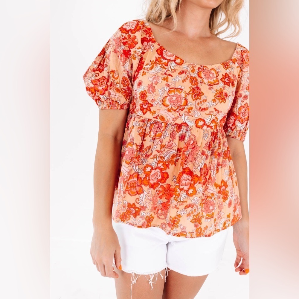 New THML floral puff sleeve pink orange peplum back tietop size small